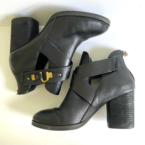 Isola Larkin Leather Cutout Ankle Booties Block Heel Cross Strap Black Size‎ 7.5 - Picture 5 of 8